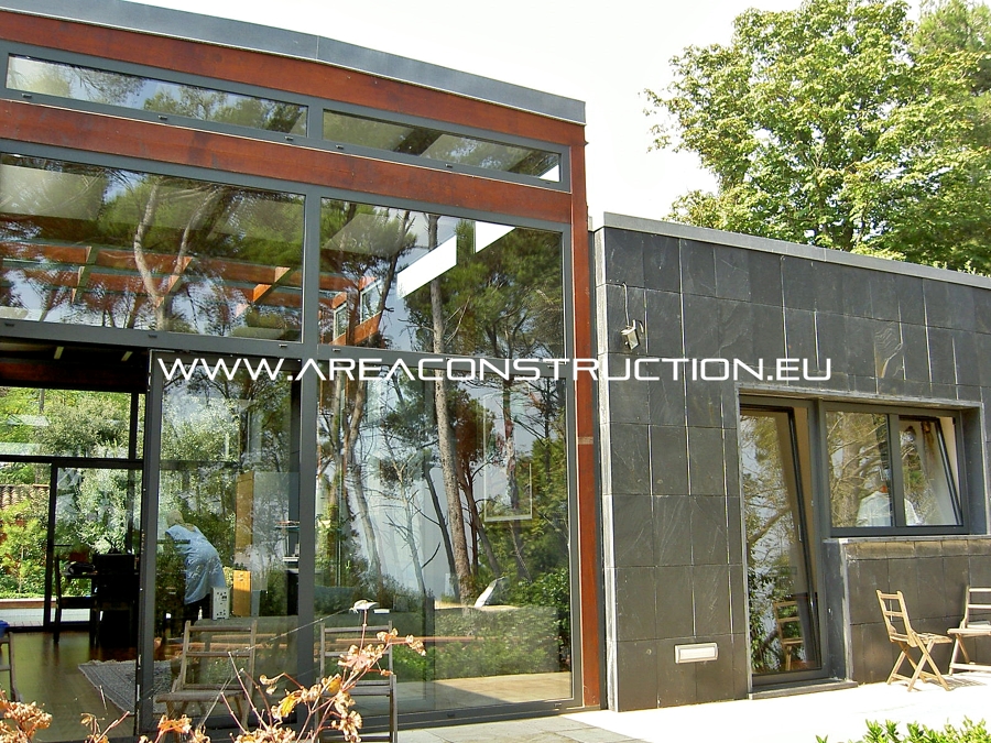 Fachada posterior casa unifamiliar