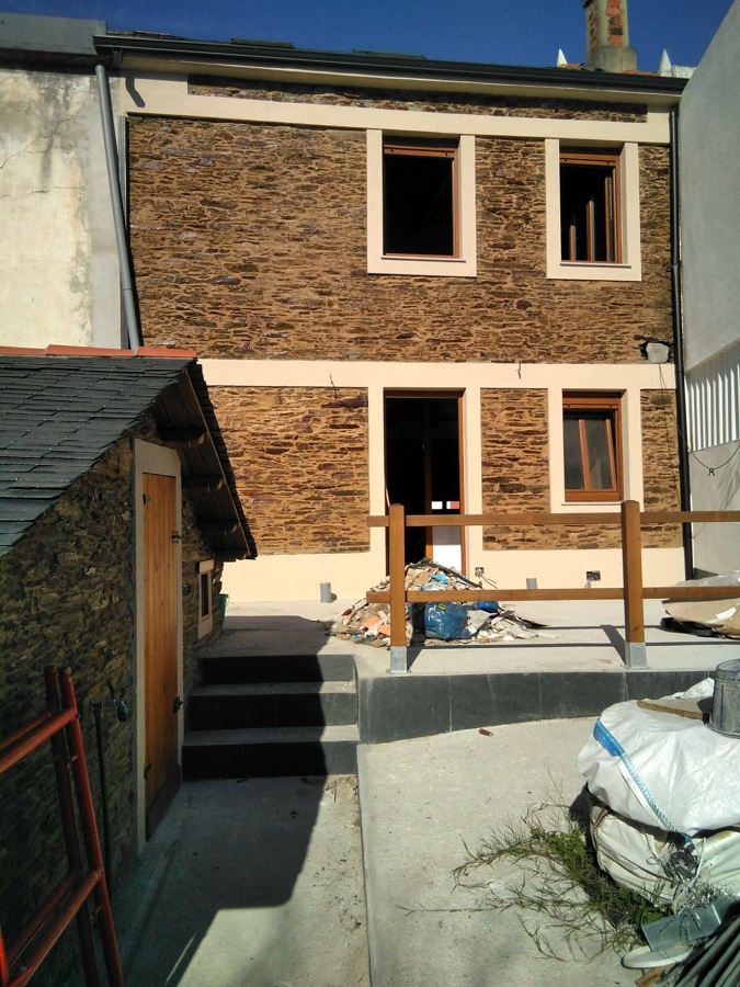 FACHADA POSTERIOR REHABILITADA