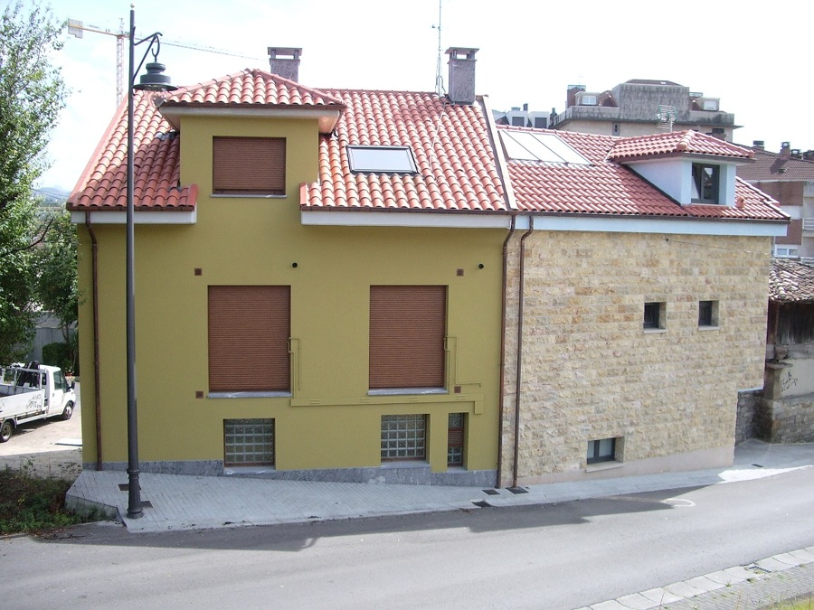 Fachada trasera de vivienda