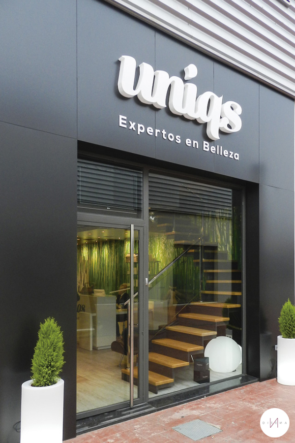 Fachada Uniqs
