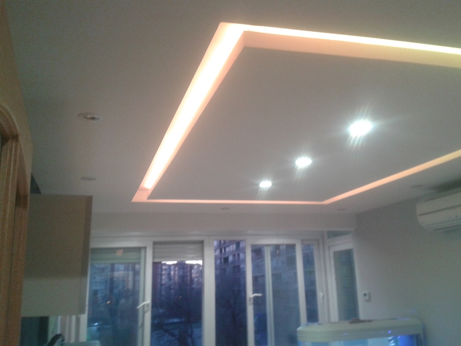 FALSO TECHO CON LUCES LED INTEGRADAS CON MANDO A DISTANCIA Y VARIOS COLORES 