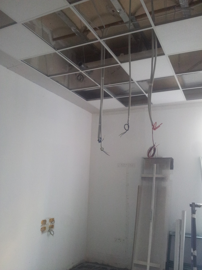 Falso techo registrable  aulas     