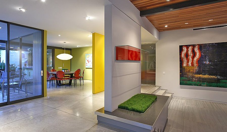 Floating-walls-create-sense-intimacy-without-obstructing1