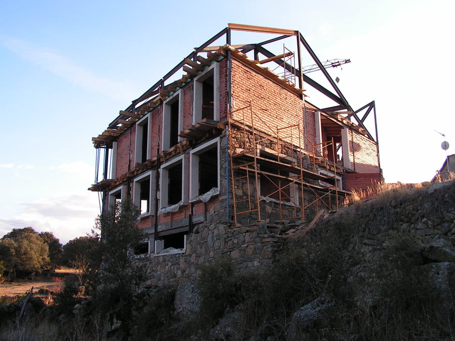 forjados en madera y hormigón, hierro.