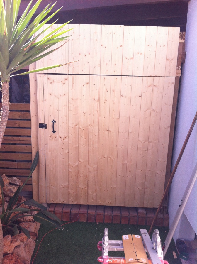 Forrado de puerta en madera