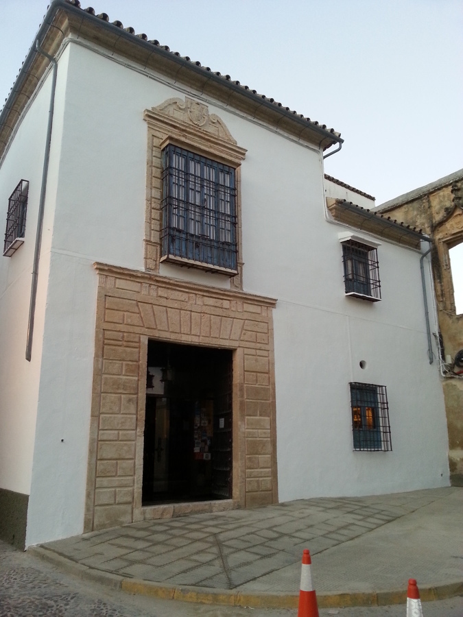 Foto general de la fachada sin letrero