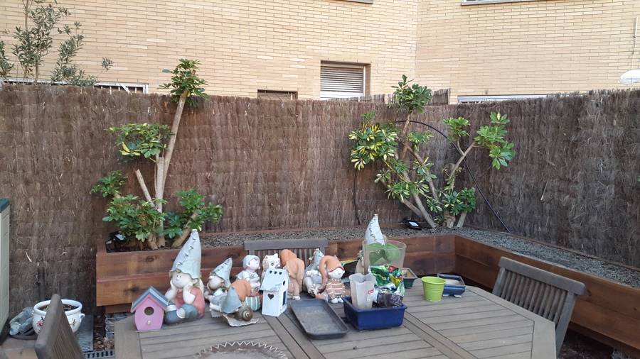 FOTO JARDINERA A MEDIDA.