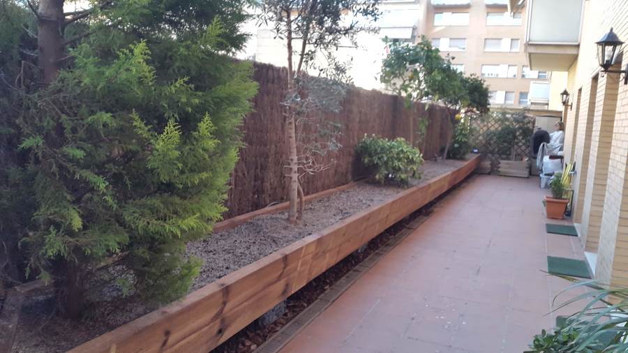 FOTO JARDINERA A MEDIDA.