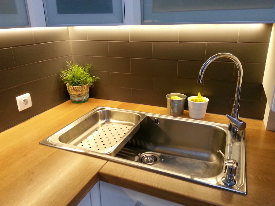 FREGADERO CON BANDEJA Y TRITURADOR