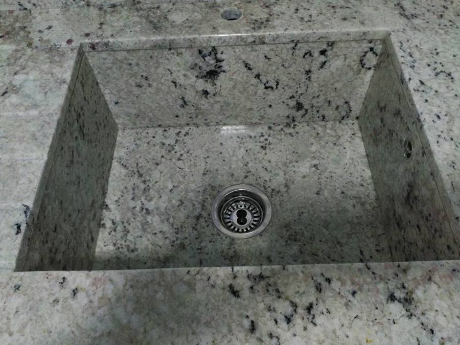 Fregadero en piedra. 