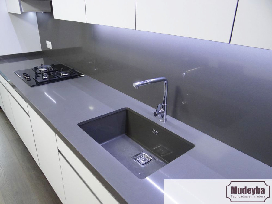 FREGADERO Y MONOMANDO