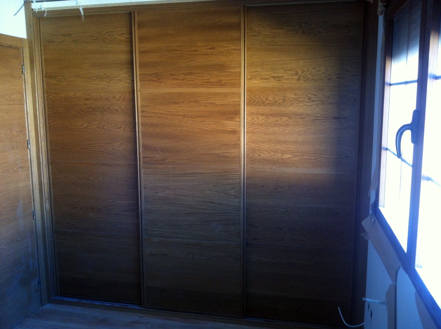 frente de armario de tres hojas correderas
