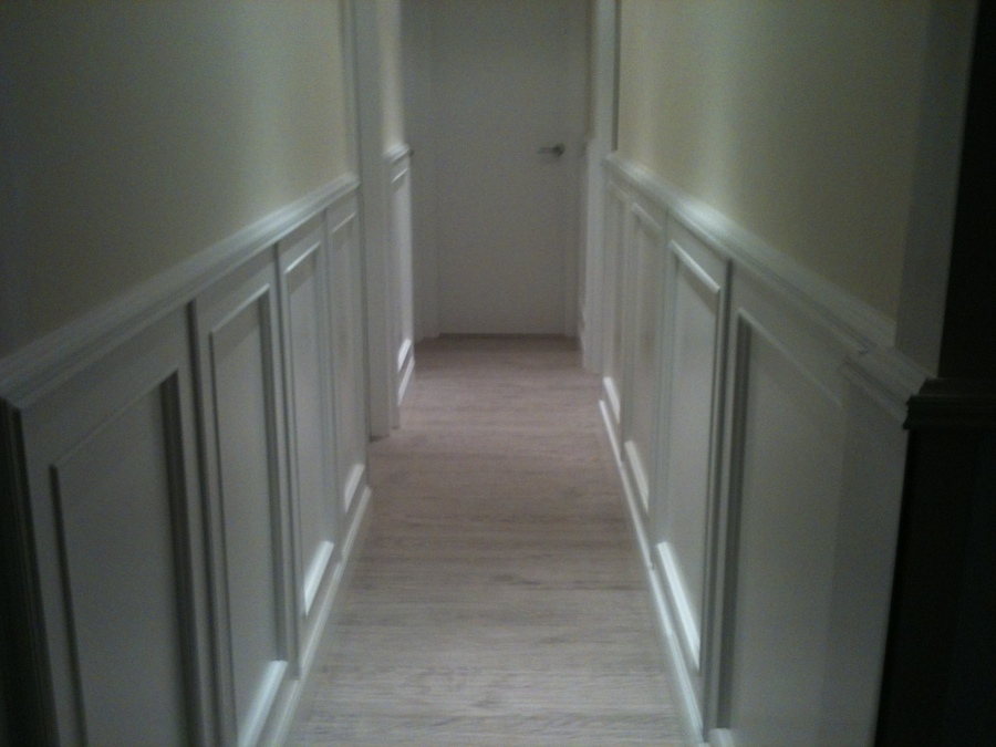 Friso lacado blanco a medida