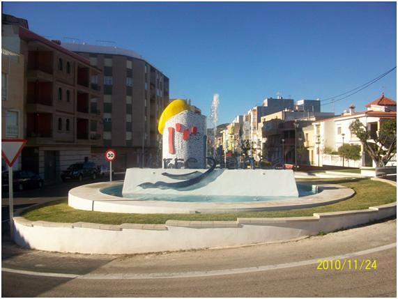 Fuente decorativa en rotonda Torreblanca (Castellón)