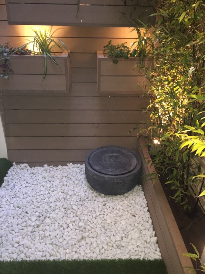 Fuente en granito de inspiración Zen.