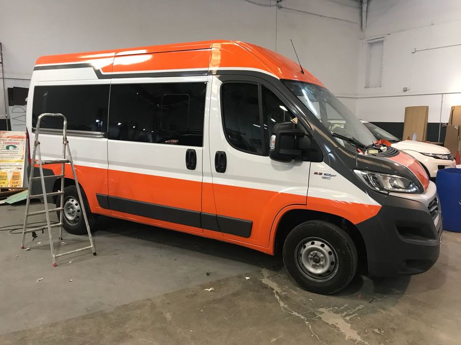 Furgoneta personalizada