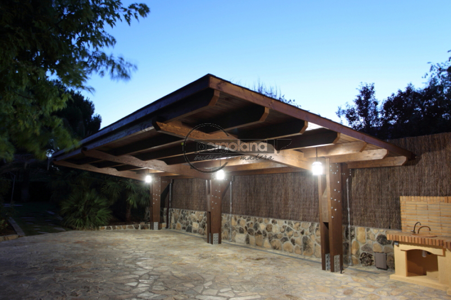 GARAJE DE MADERA GALIMBERTI