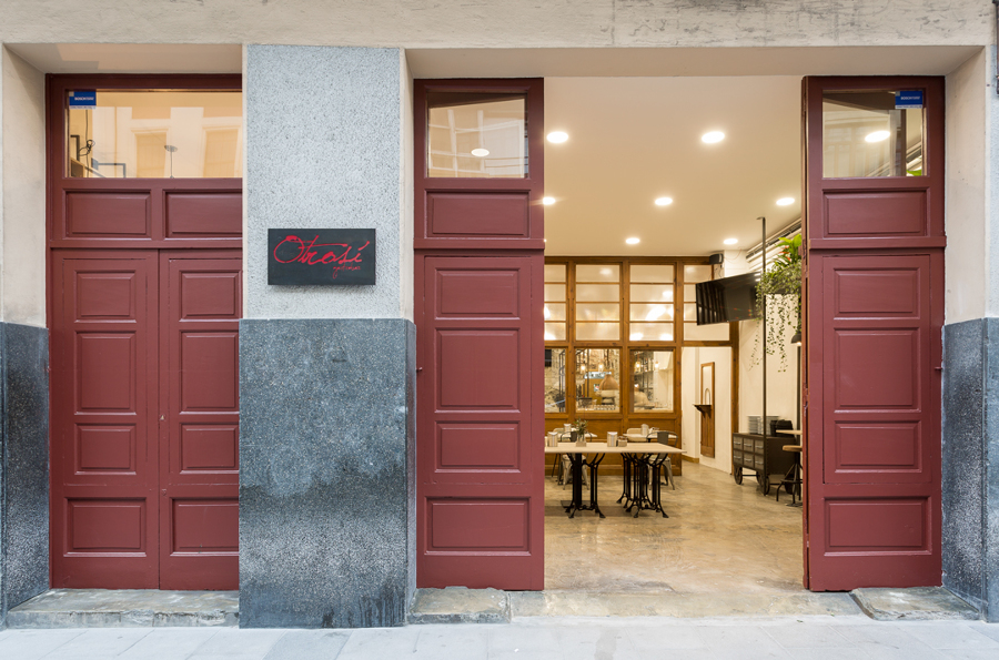 Fachada Gastrobar "OTROSÍ" (La Coruña)