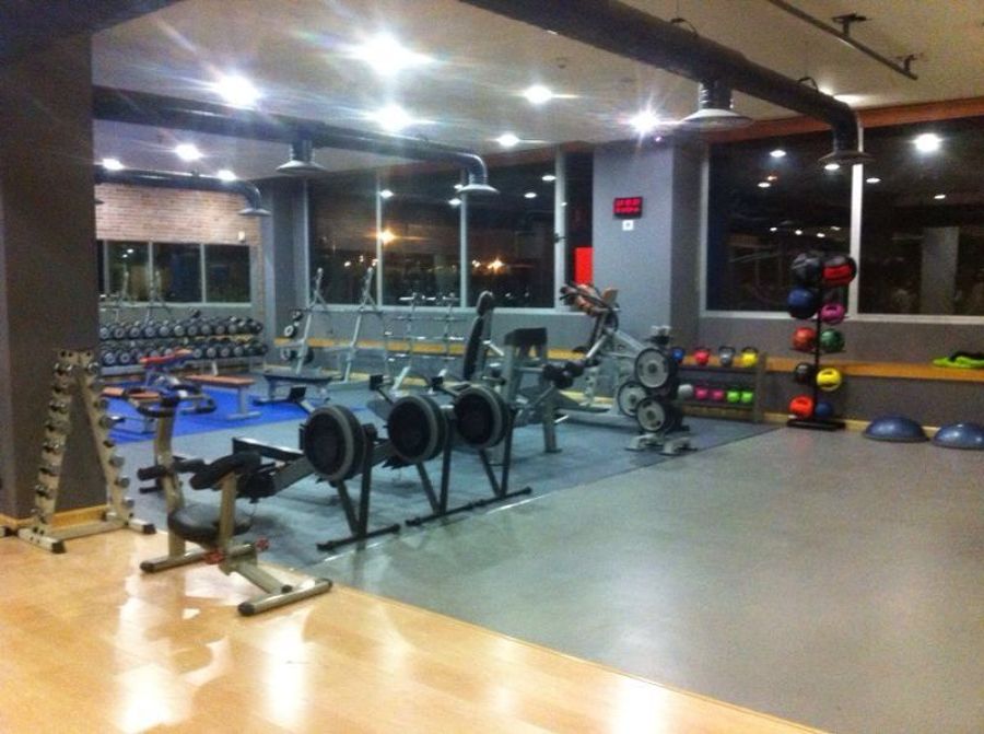 Gimnasio On Fitness Center.