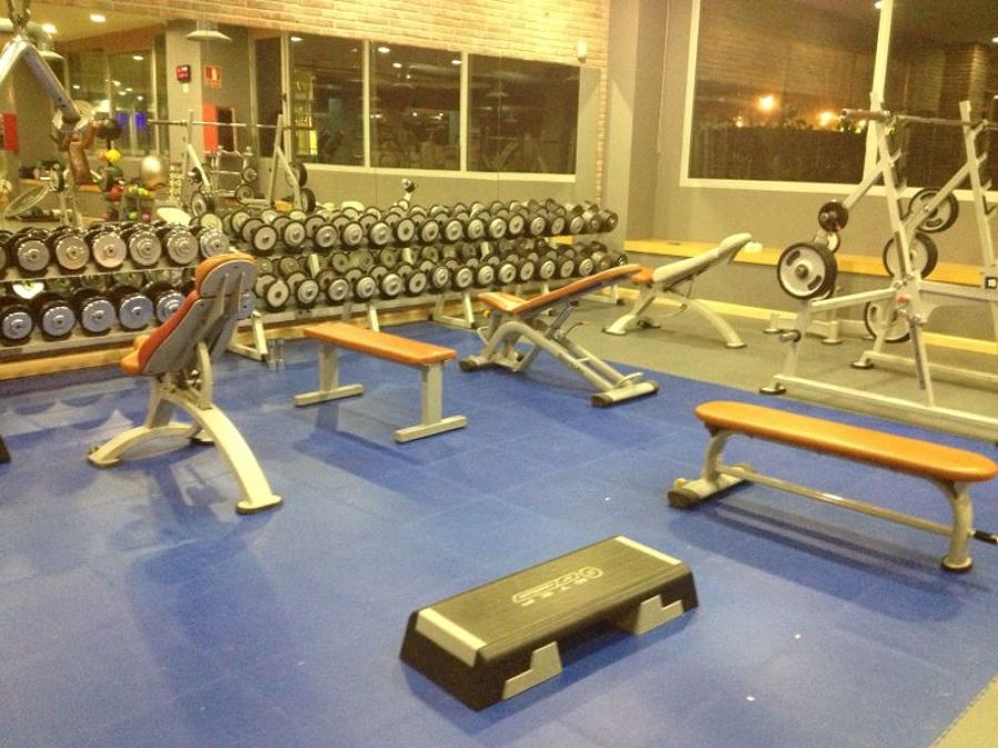 Gimnasio On Fitness Center.