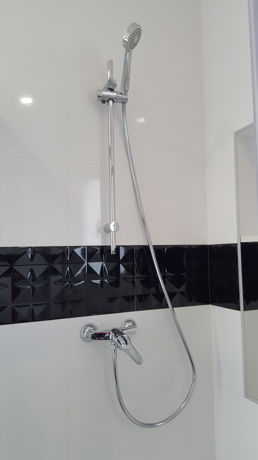 Griferia ducha con columna