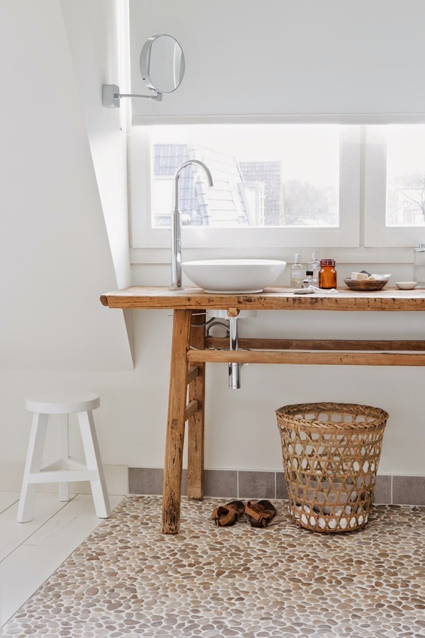 grifo de baño rústico