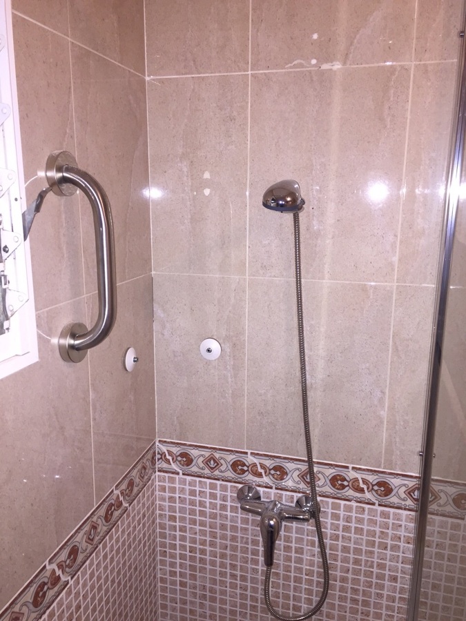 GRIFO ELEVADO Y AGARRADERO