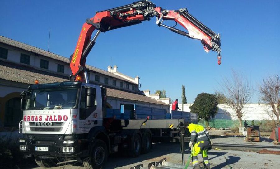 Grúa en Metropolitano