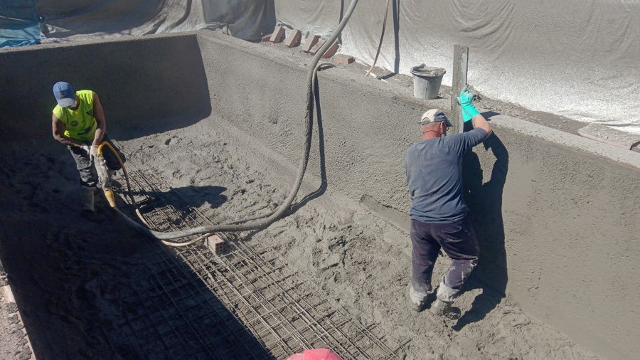 Gunitado y regleado.