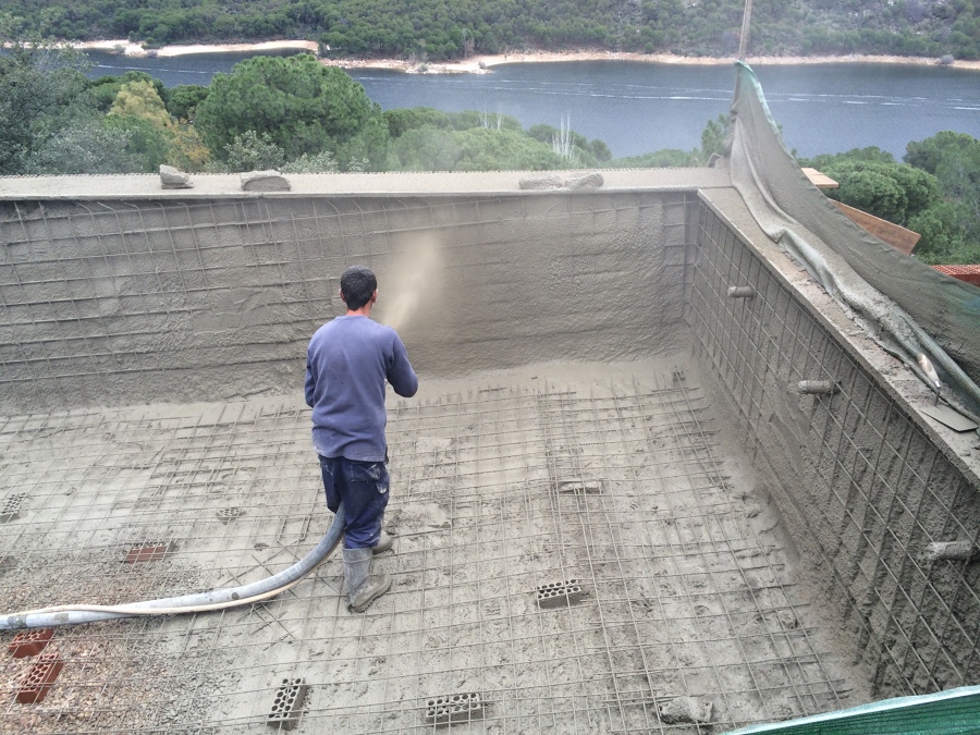 Gunitar piscina 
