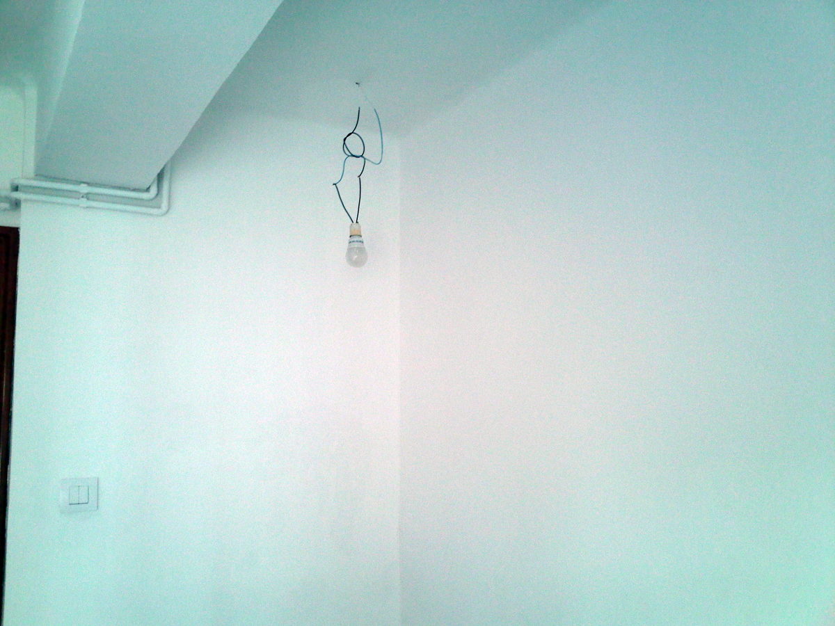 Habitacion con tratammiento y sin gotelé, paredes lisa y pintadas