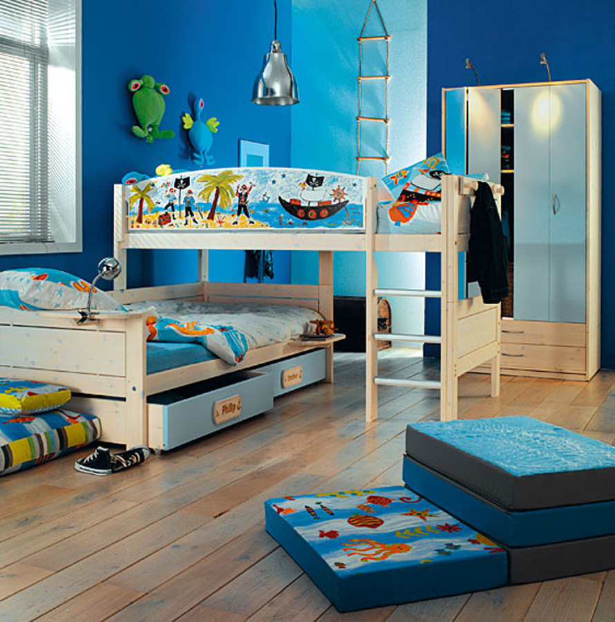 habitación infantil pirata en azul