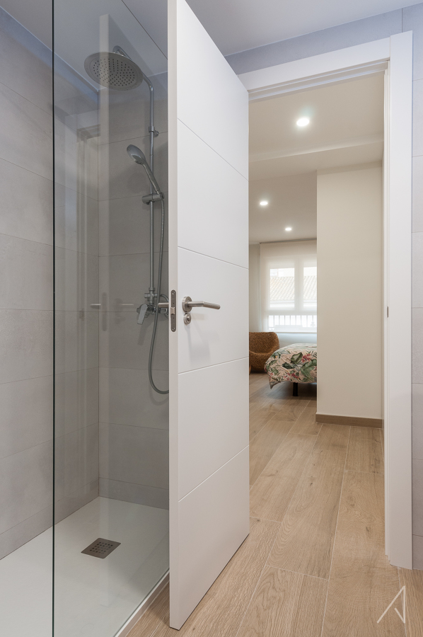 HABITACIÓN PRINCIPAL Y BAÑO