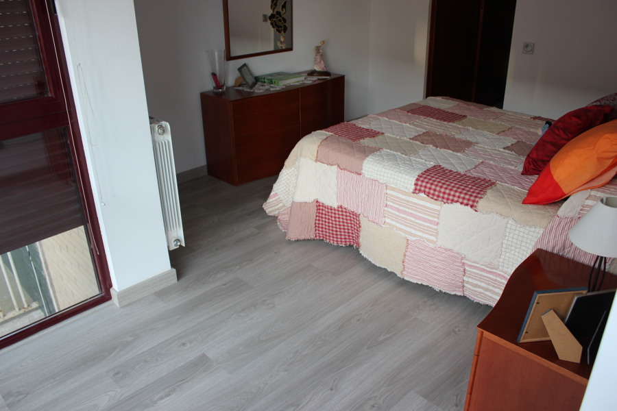 Habitación Roble Gris Suave 1 Lama