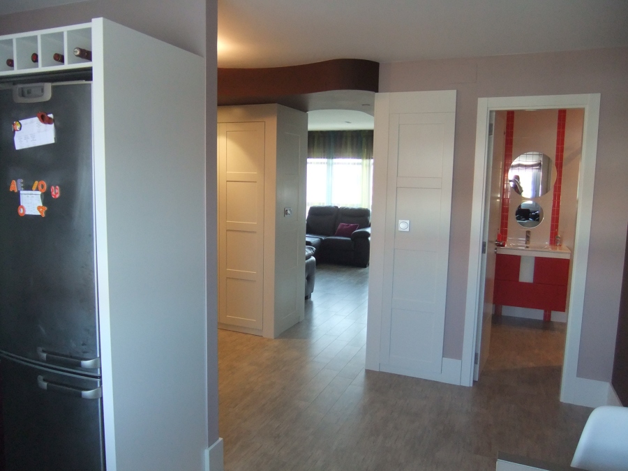 Hall baño general visto desde la cocina