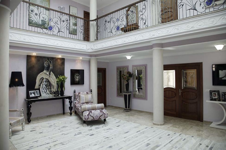 Hall principal en residencia familiar