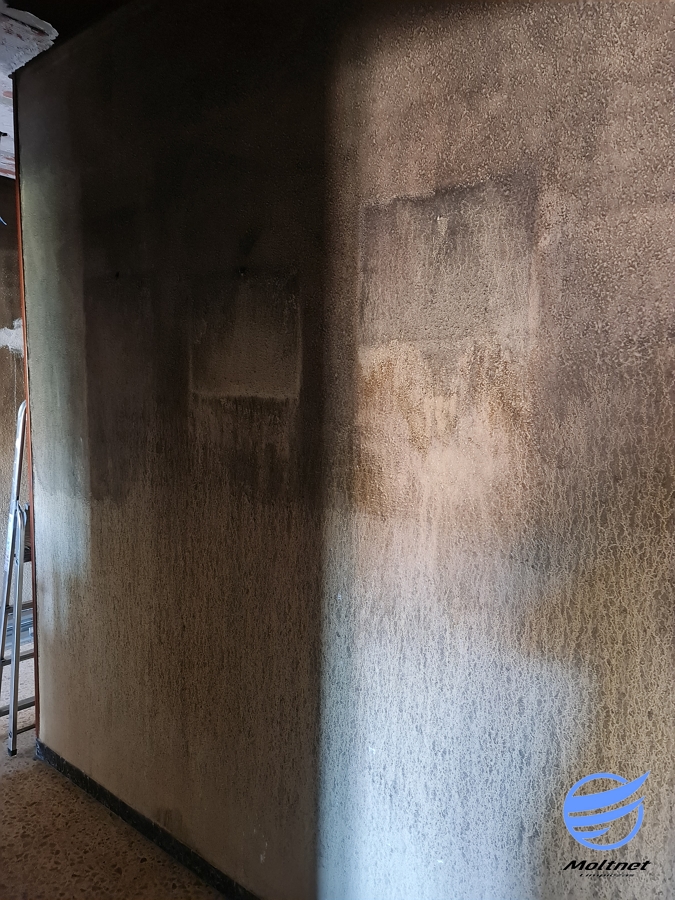 Hollín en las paredes