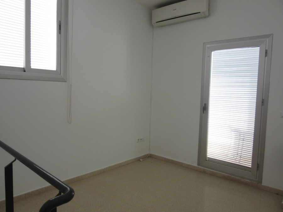 Home staging en Sevilla – Vivienda triplex en calle Duque Cornejo (Antes)