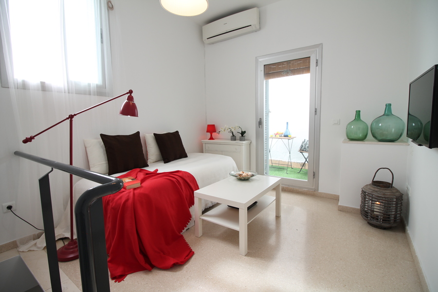 Home staging en Sevilla – Vivienda triplex en calle Duque Cornejo (Después)