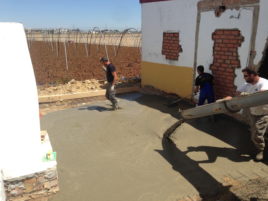 Hormigonado de la losa de cimentación