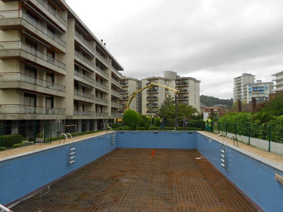 Hormigonado de la losa.