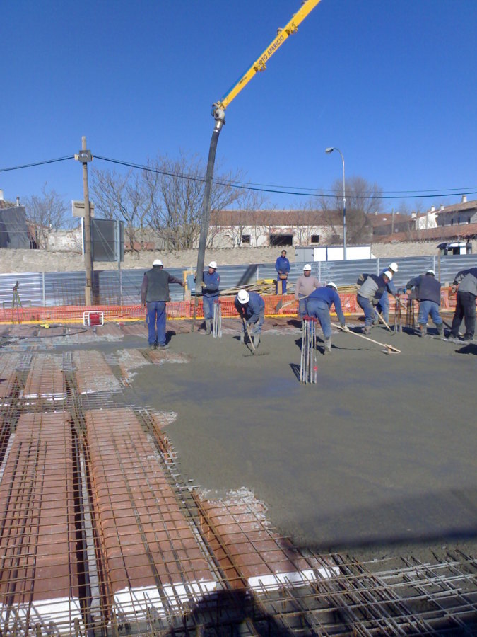 hormigonado,vibrado y fratasado 