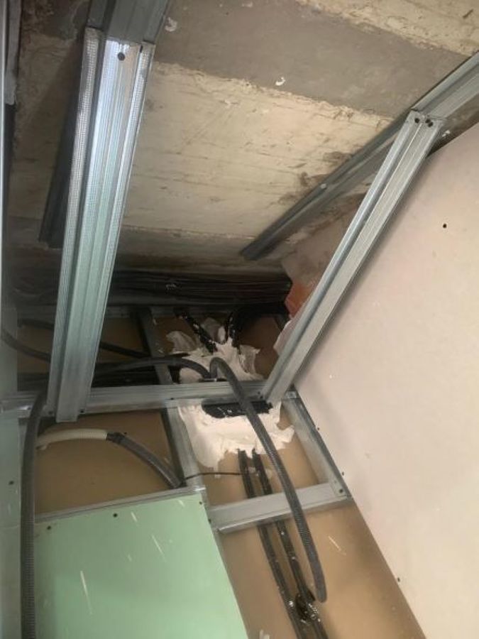 HUECO ESCALERA DESPENSA