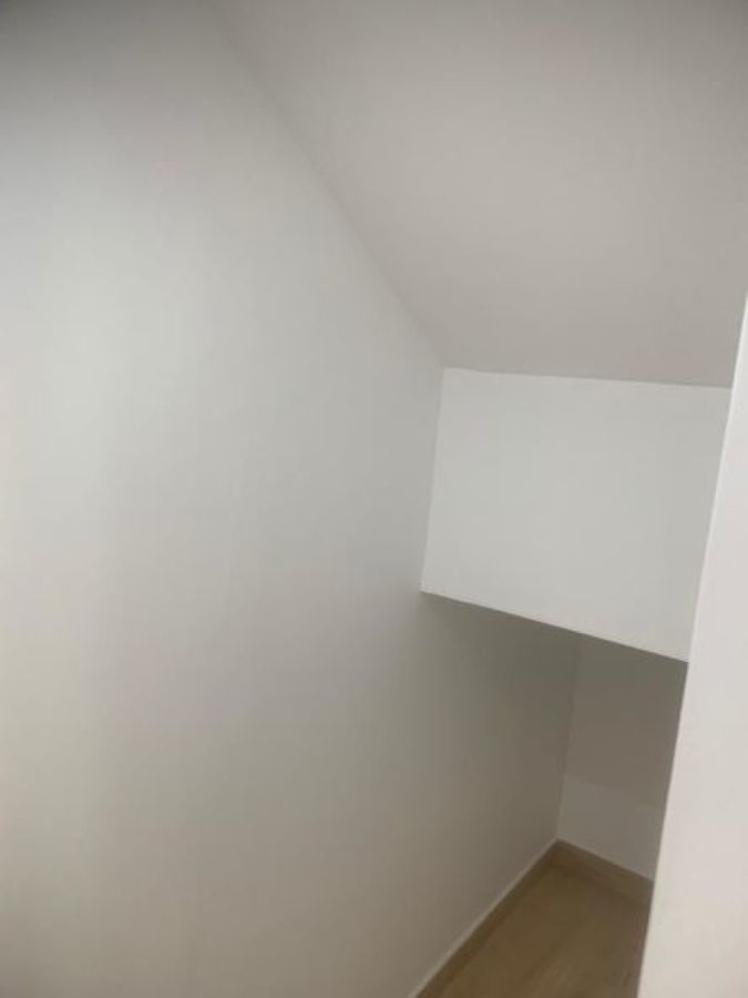 HUECO ESCALERA DESPENSA