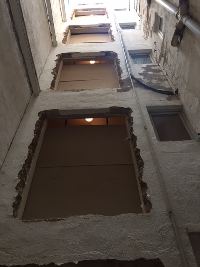 HUECOS DONDE SE INSTALARAN LAS PUERTAS DEL ASCENSOR