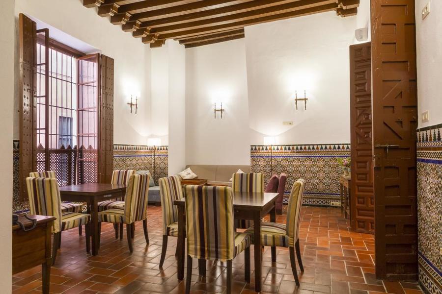 IEE HOTEL ALCÁNTARA