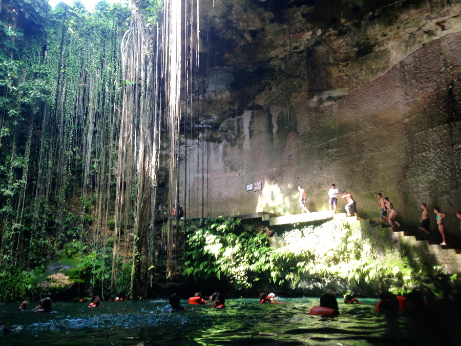 Ik Kil Cenote