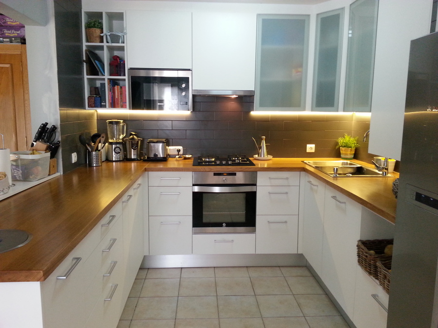 ILUMINACION CON LED PARA DAR UN ENTORNO CALIDO