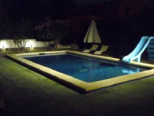 Iluminación en piscina