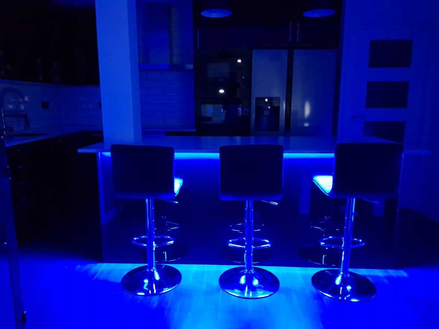 ILUMINACIÓN LED NOCTURNA